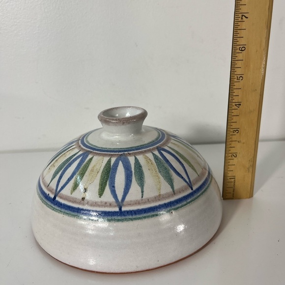 Handmade Wheel Thrown Pottery Cloche Cover with Handle Painted Glaze Signed - Picture 8 of 10